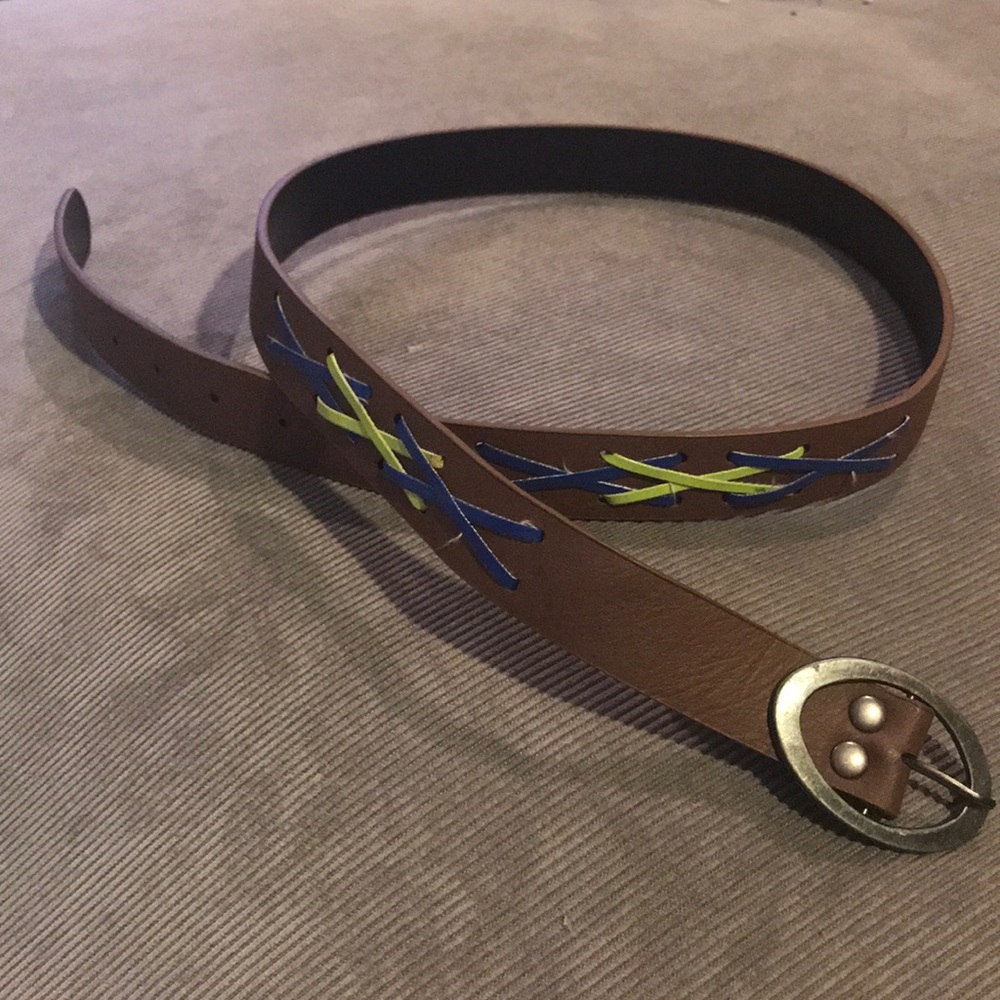4 NEW WOT Belts sold as a package - Picture 6 of 7